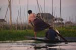 Inle_Rowing