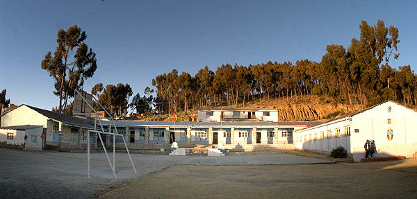 w sssp2005 school roof repair 01